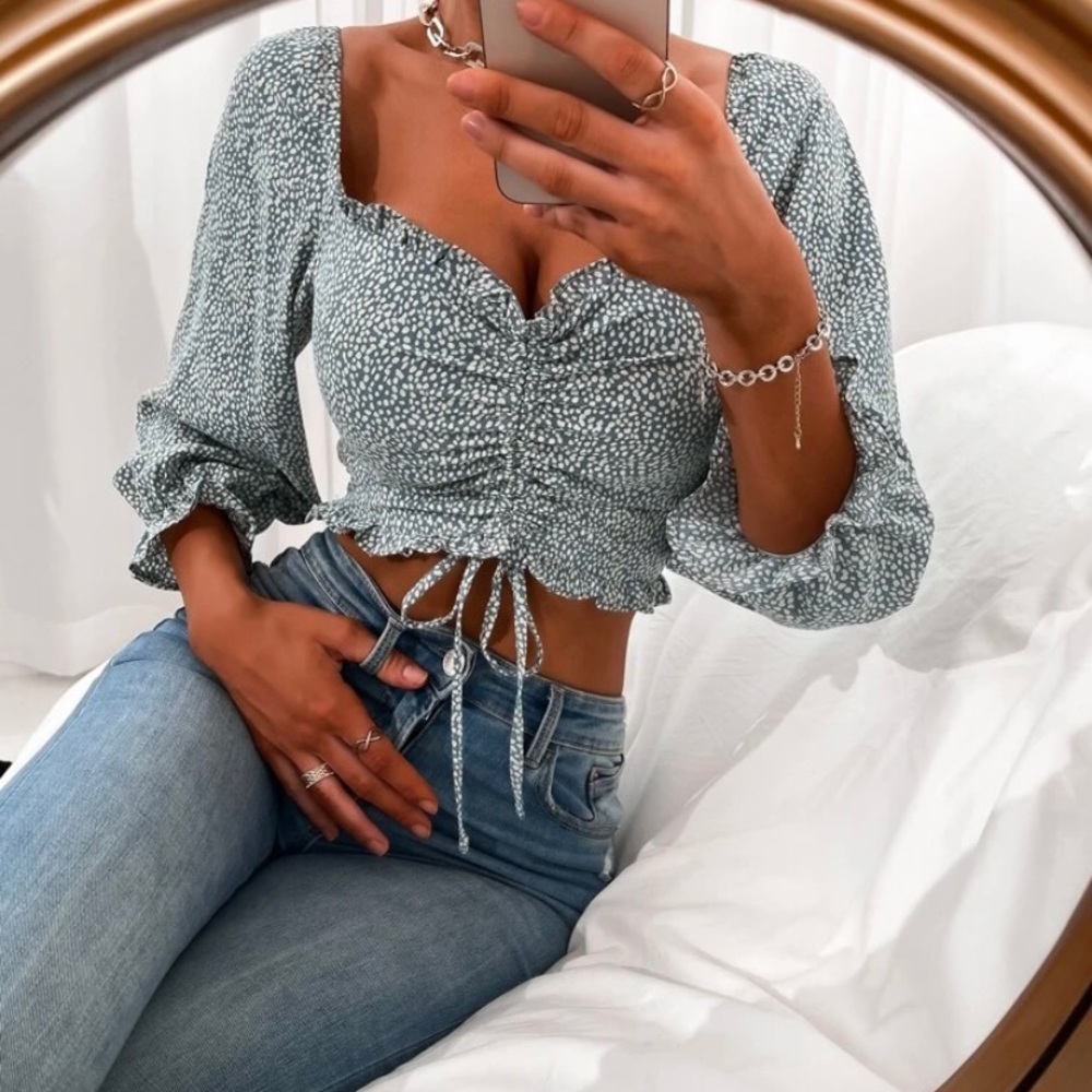 Drawstring Front Flounce Sleeve “Milkmaid” Top [Size: Small]